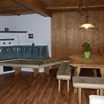 Winklerhof Apartman *