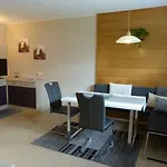 Winklerhof Apartman *