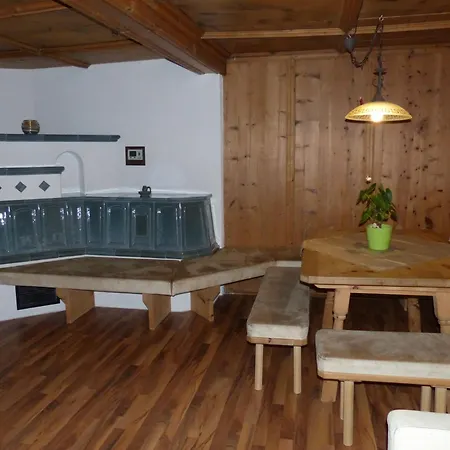 Winklerhof 1 Apartment *