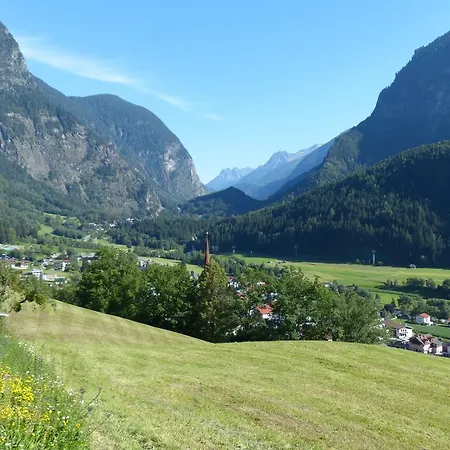 Winklerhof 1 *
